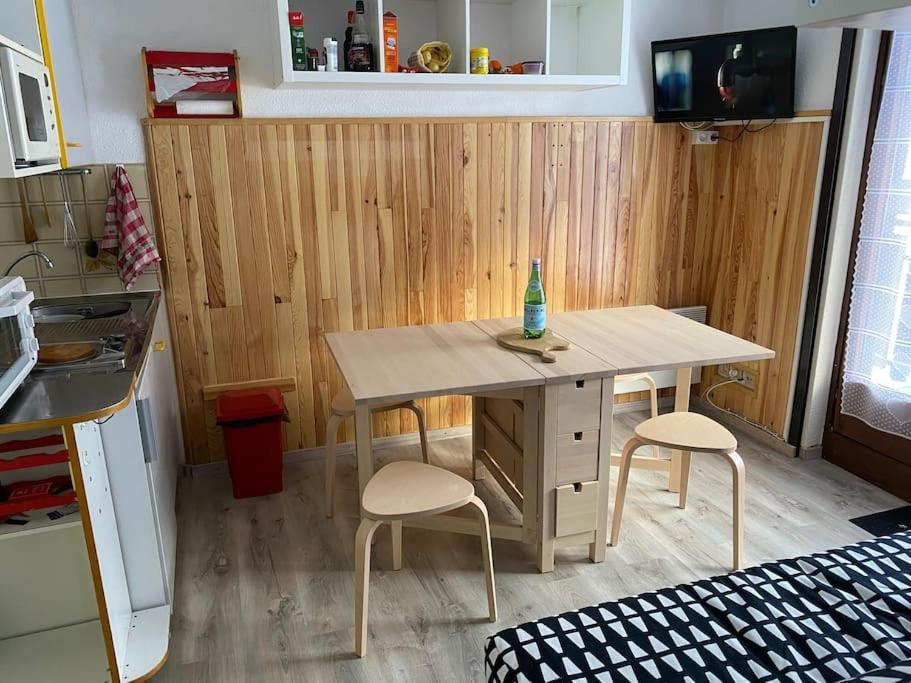 Charmant Appartement Au Pied Des Pistes De Lélex 外观 照片